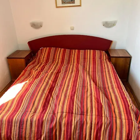 Karintia Gyoengye Lakosztaly *