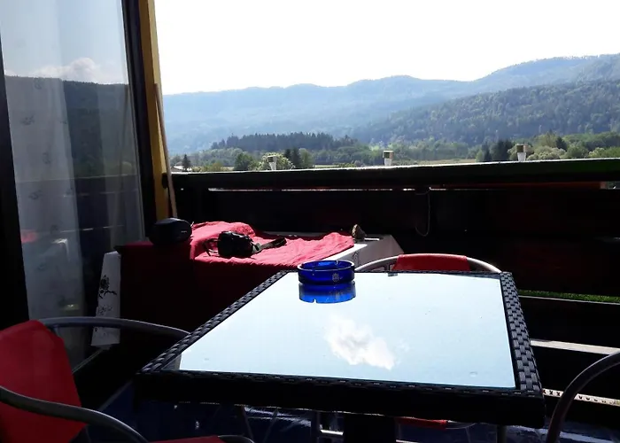 Karintia Gyoengye Lakosztaly דירה שיפלינג אם סי