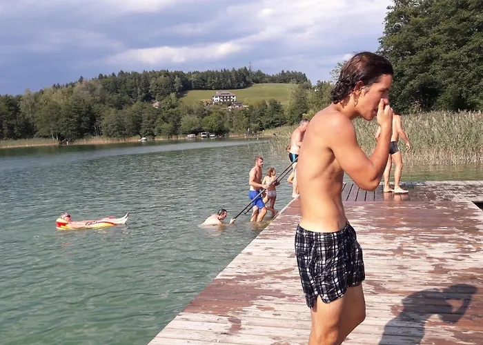 Karintia Gyoengye Lakosztaly * שיפלינג אם סי